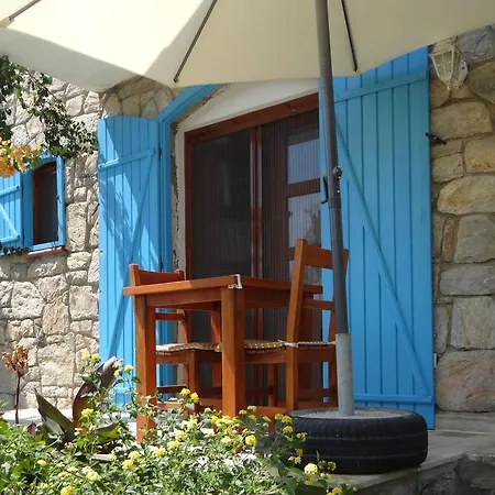 Gazde/Camere de închiriat Kabuk Ev Mesudiye (Datca)